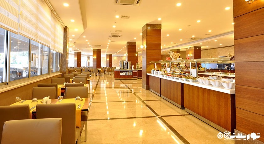 رستوران اصلی هتل رامادا ریزورت ساید